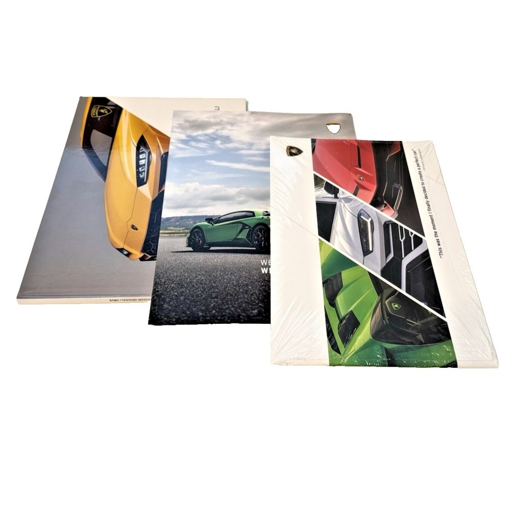 Accessori Originali Automobili Urus Lamborghini Hard book & Brochures (English)